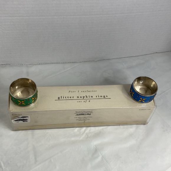 Pier 1 Exclusive Glitter Napkin Rings Lot of 6 Nickel Plated Sparkly Jeweled - Picture 7 of 11